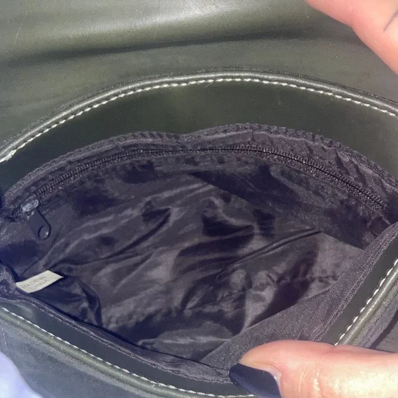 Kate Spade ❤️‍🔥 VINTAGE RARE❤️‍🔥 Olive Green shoulder Bag - Picture 7 of 8